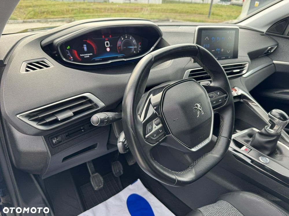 Peugeot 3008 PureTech 130 Stop & Start GPF Allure - 20