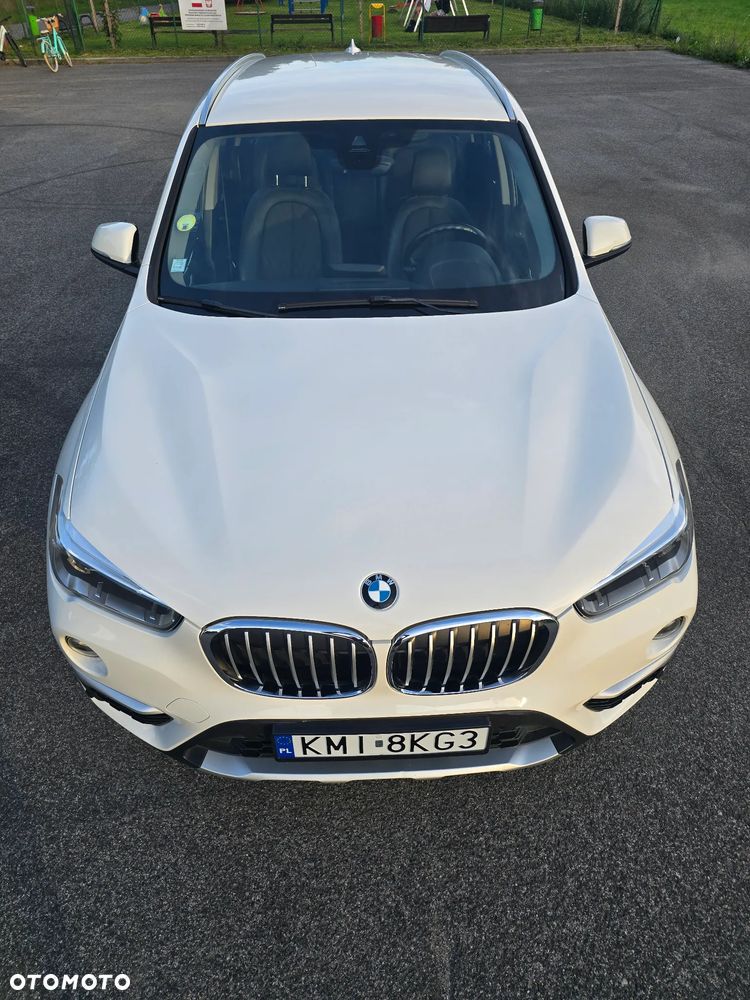 BMW X1 xDrive18d - 13