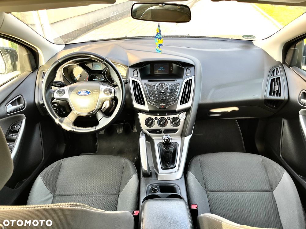 Ford Focus 1.6 TI-VCT Champions Edition - 14