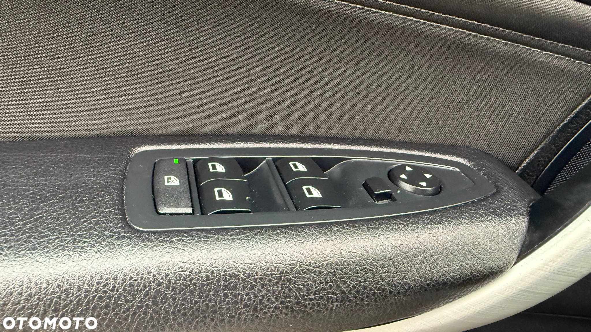 BMW Seria 1 118d xDrive - 32