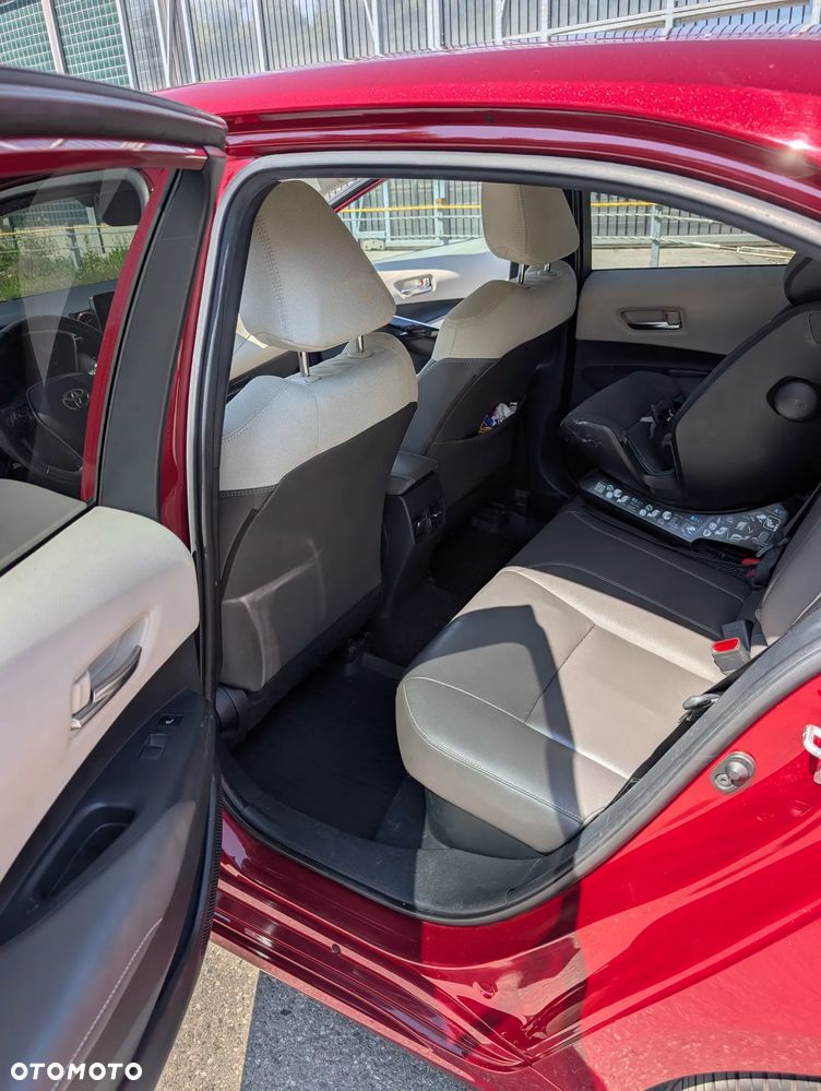 Toyota Corolla 1.8 Hybrid Executive - 22