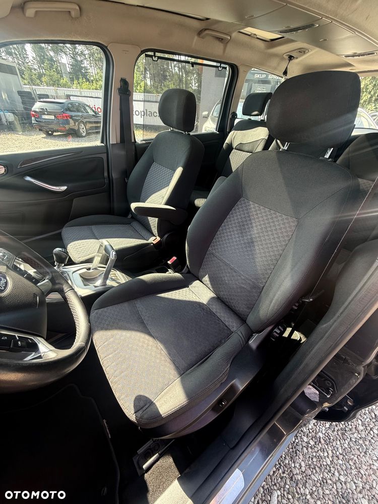 Ford Galaxy - 11