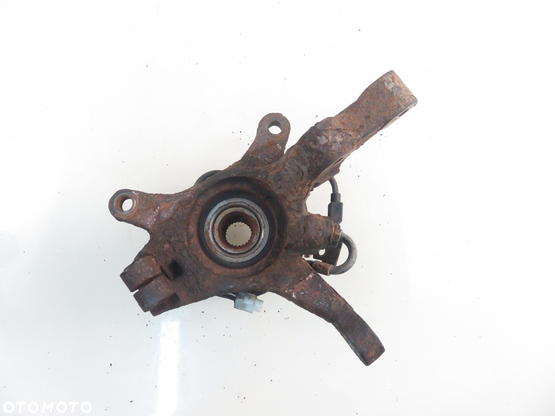 ZWROTNICA PIASTA PRZEDNIA PRAWA SUZUKI SWIFT III 1.3 4x4 M13A - 8
