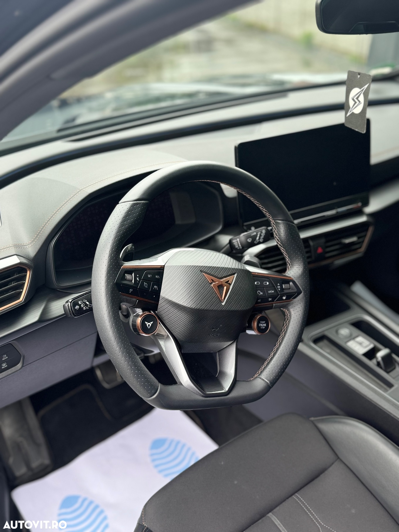 Cupra Formentor VZ 2.0 TSI 4DRIVE DSG - 30