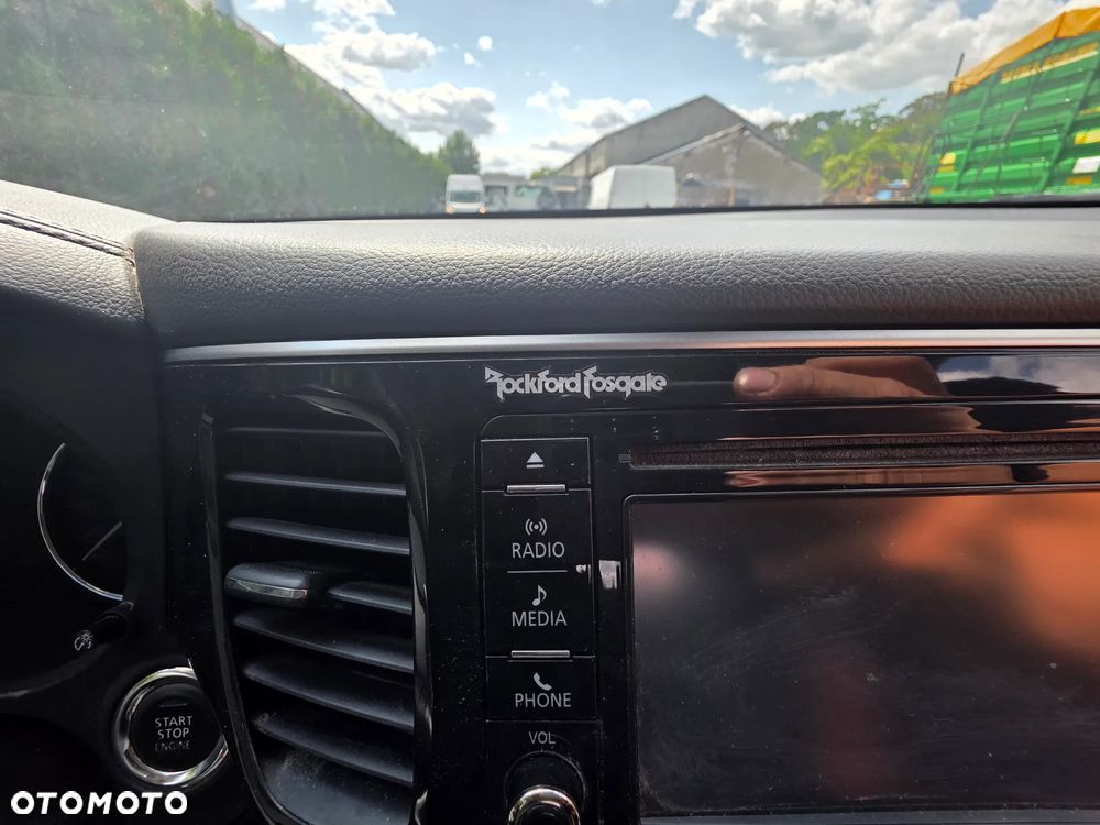 Mitsubishi Outlander - 21