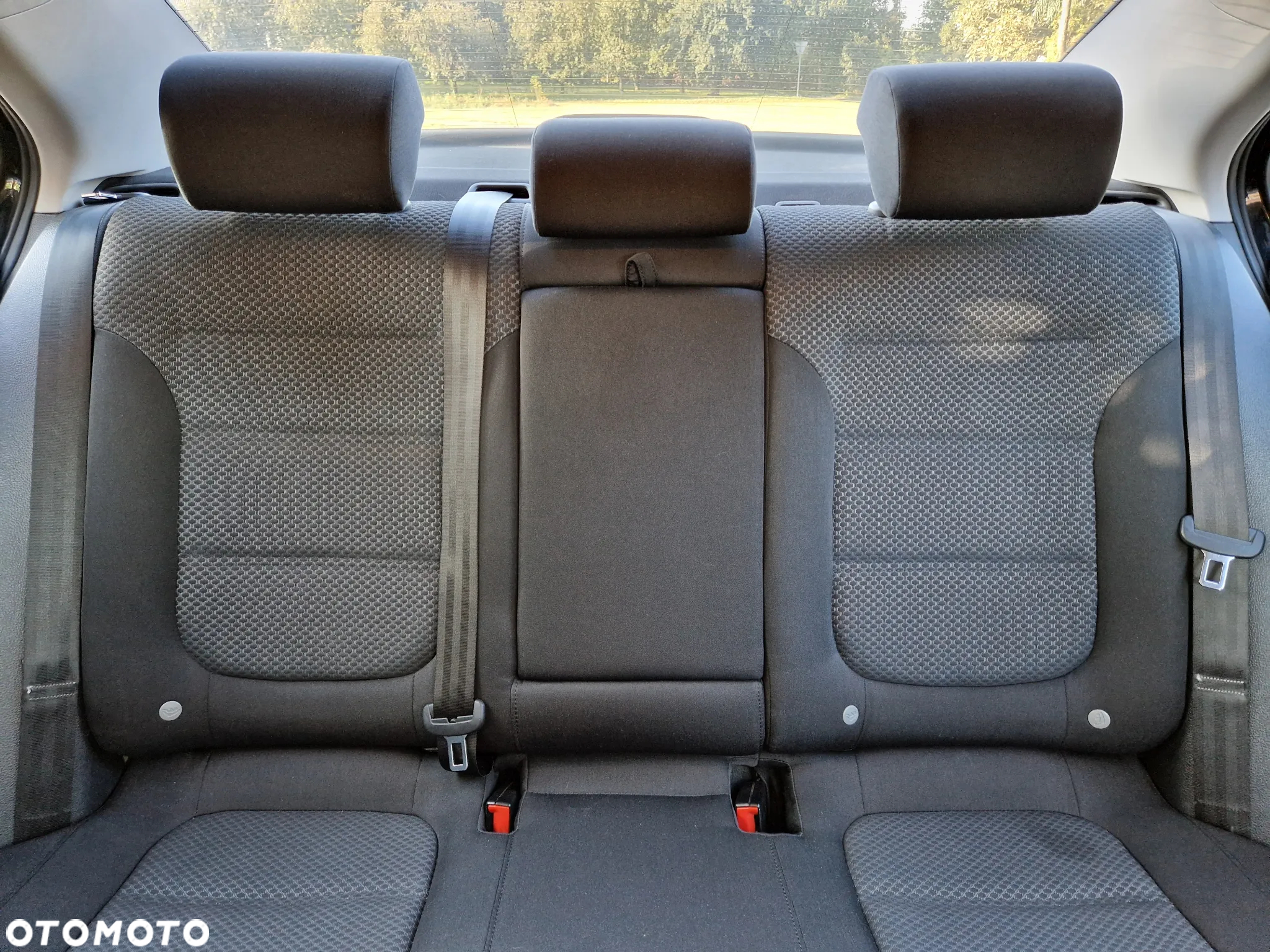 Volkswagen Jetta 1.6 TDI BMT Comfortline - 32