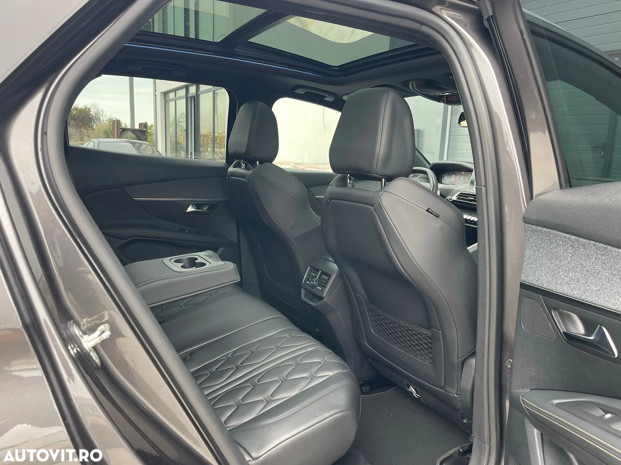Peugeot 3008 1.2 PureTech Turbo S&S EAT6 GT-Line - 6