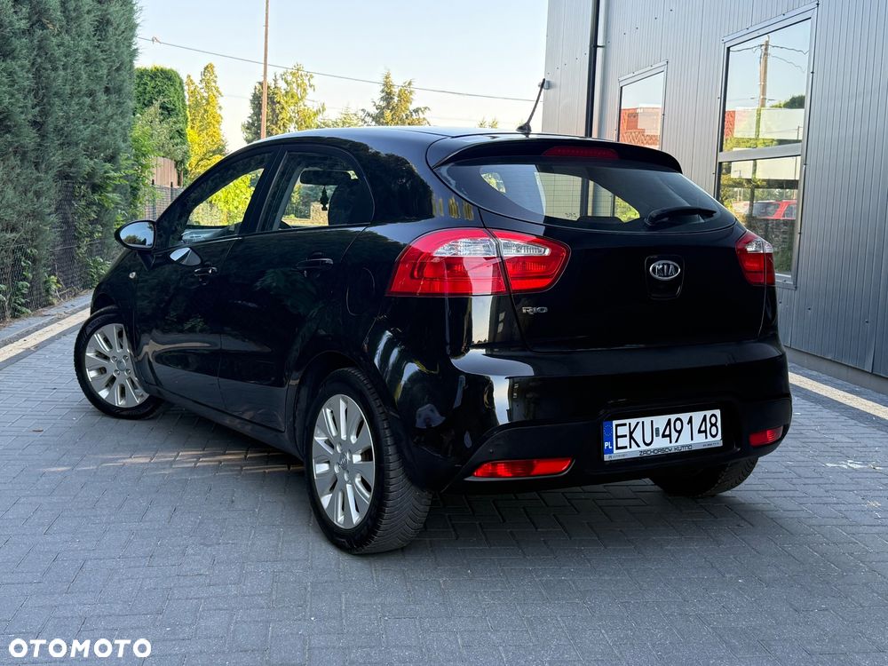 Kia Rio 1.2 Attract - 14