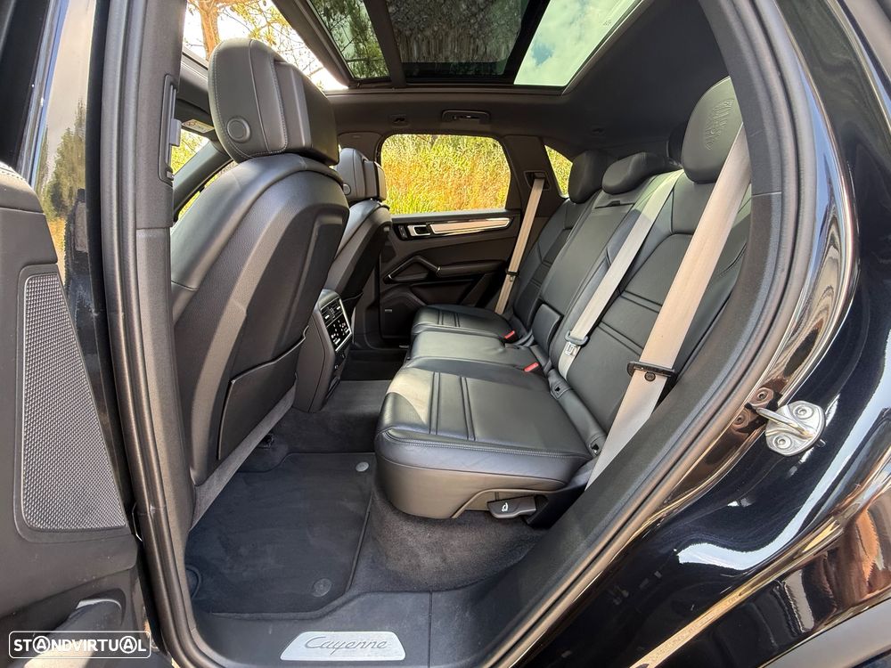 Porsche Cayenne E-Hybrid Tiptronic S Platinum Edition - 23