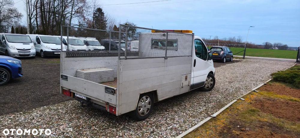 Renault Trafic - 23