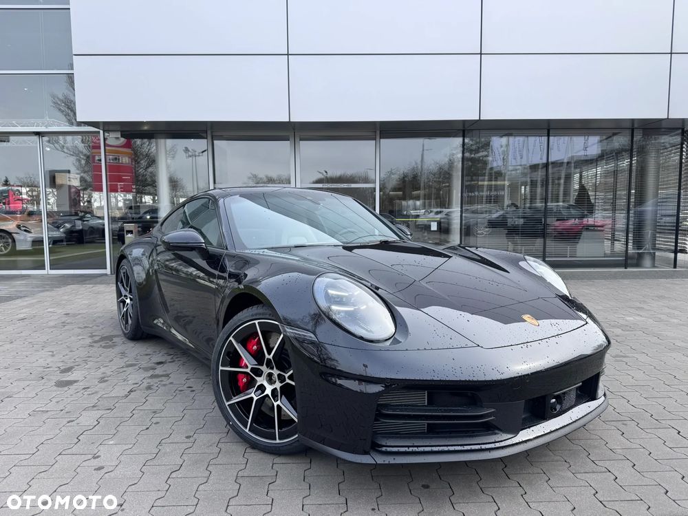Porsche 911 Carrera 4S - 3