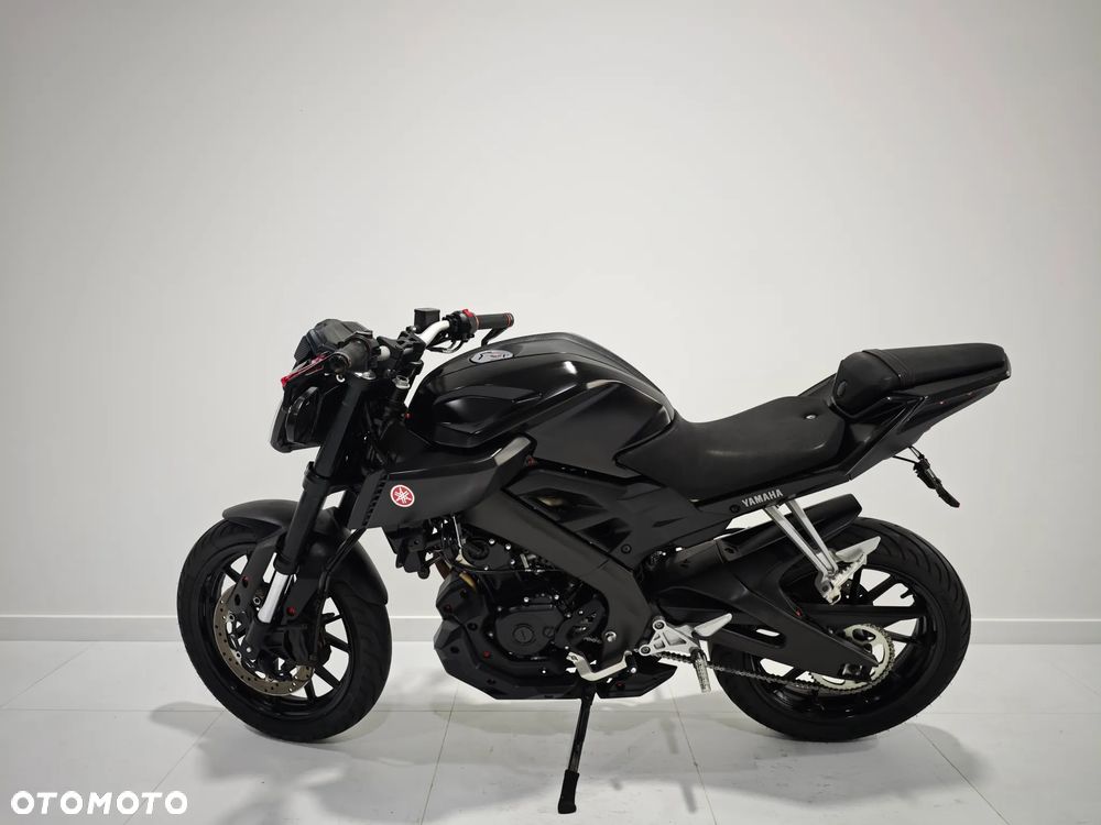 Yamaha MT - 4