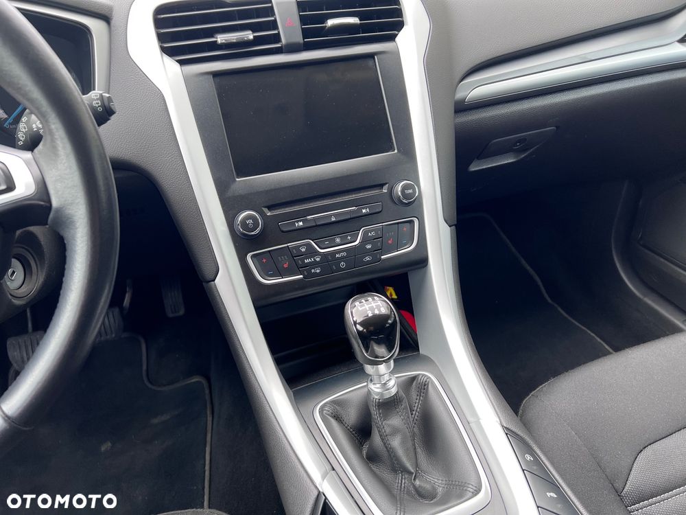 Ford Mondeo 2.0 TDCi ECOnetic Start-Stopp Titanium - 12