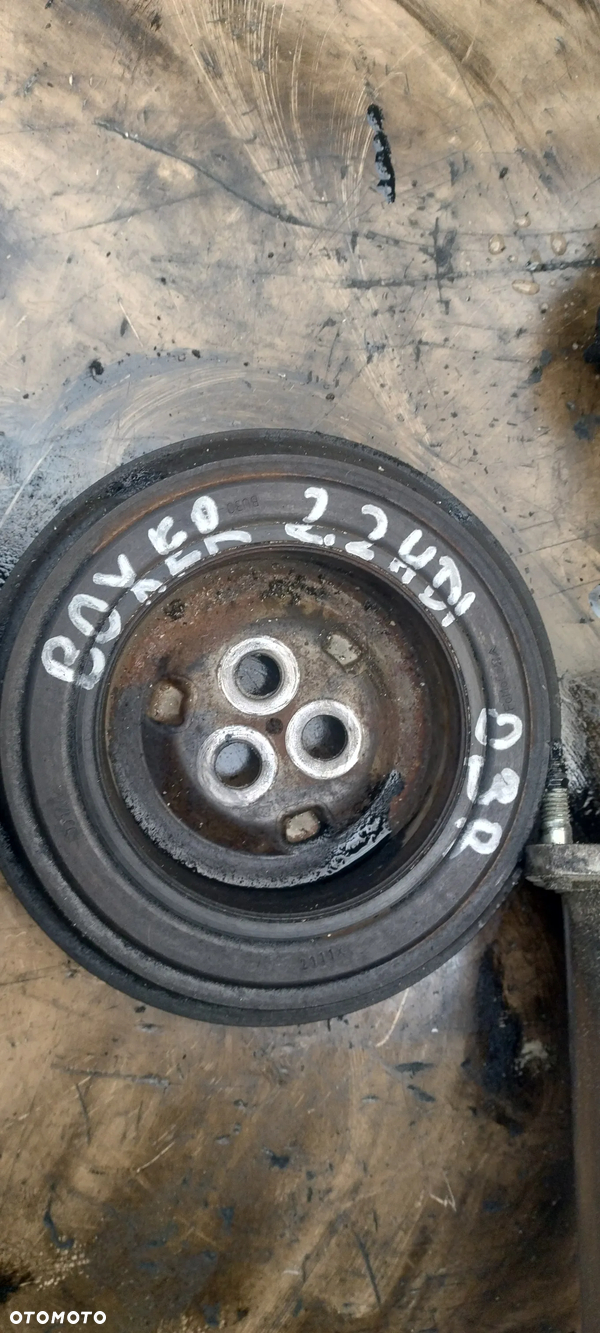 Citroen jumper Peugeot boxer 2,2hdi FORD Transit 2,2tdci koło pasowe wału