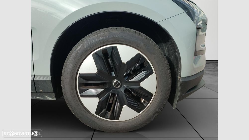 Volvo EX30 69 kWh Single Motor Extended Range Core - 9