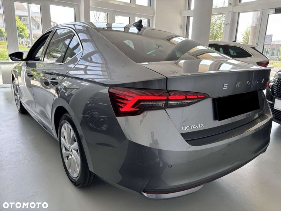 Skoda Octavia - 3