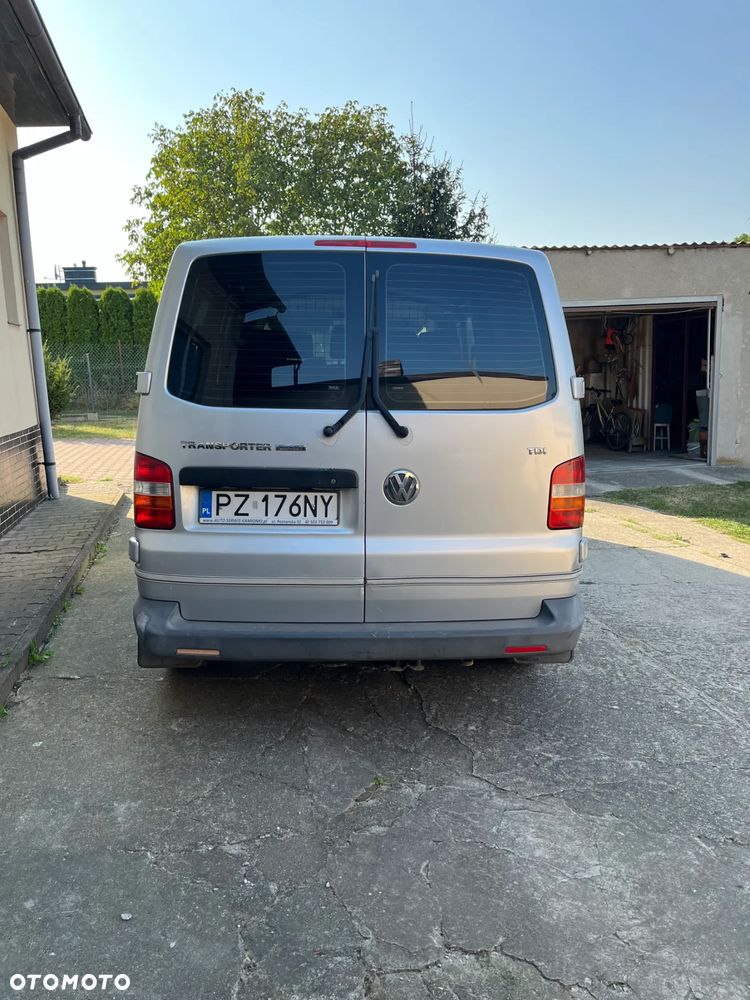 Volkswagen Transporter - 4