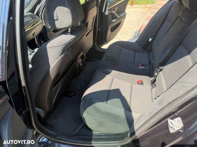 BMW Seria 5 520d Aut. - 10