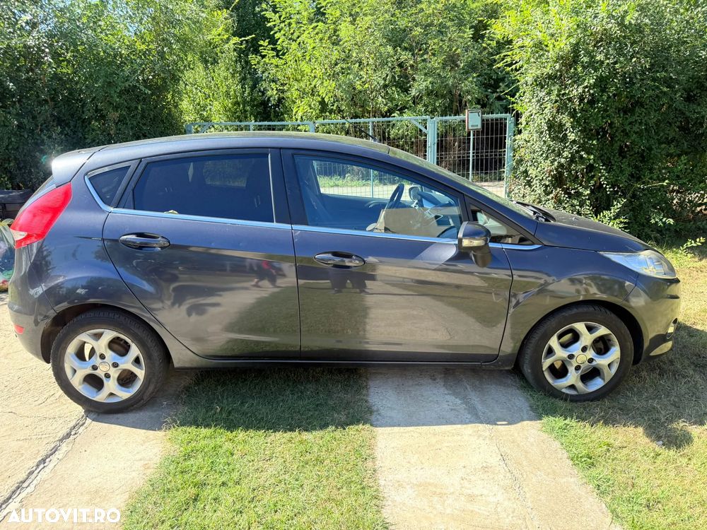 Ford Fiesta 1.4i Titanium - 9