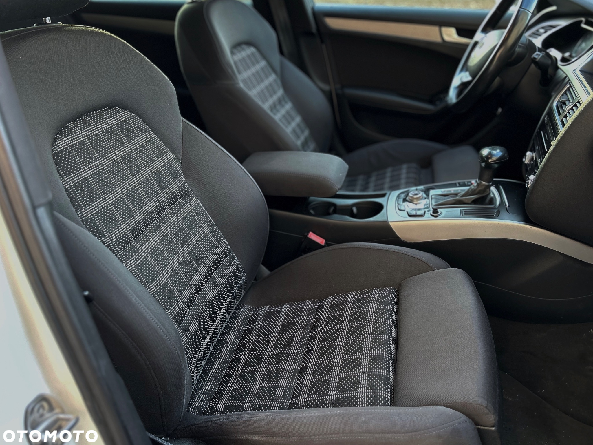 Audi A4 2.0 TDI Multitronic - 12