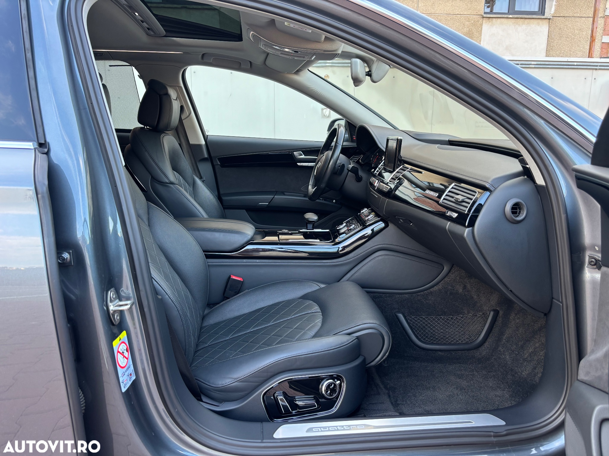 Audi A8 3.0 TDI DPF clean diesel quattro tiptronic - 38