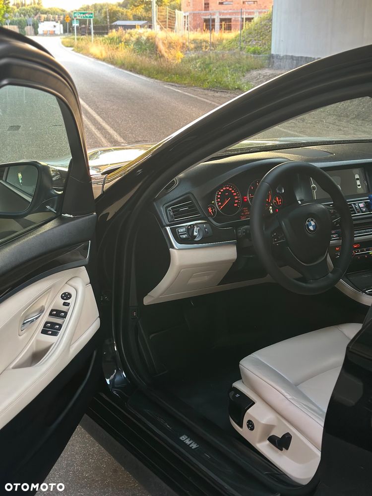 BMW Seria 5 520d - 22
