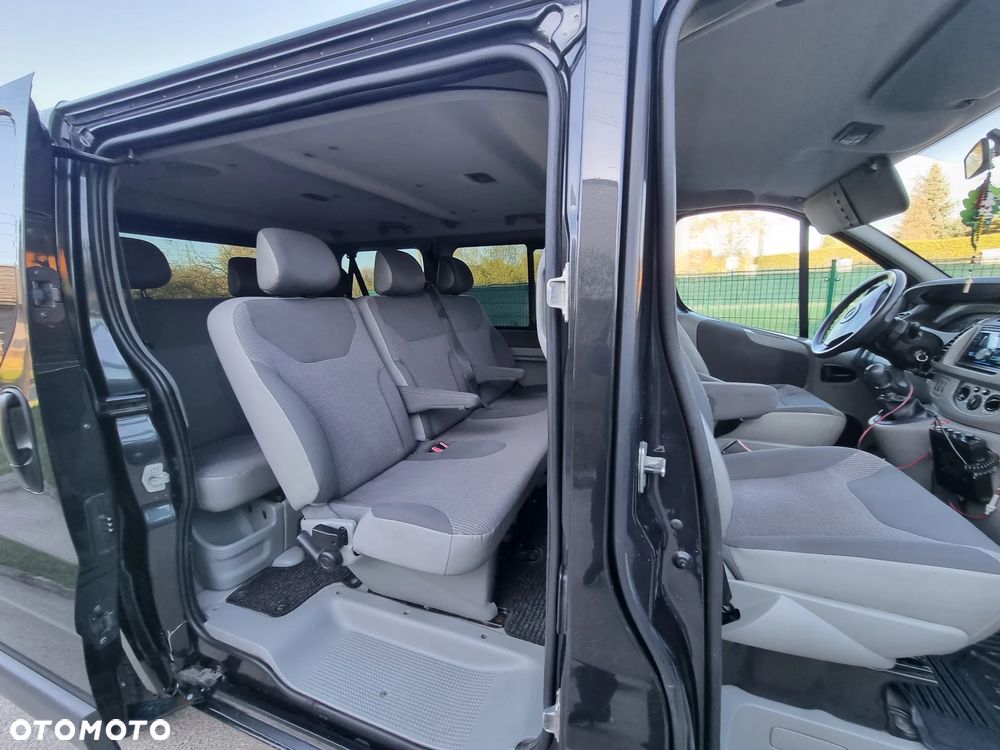 Opel Vivaro Tour - 23