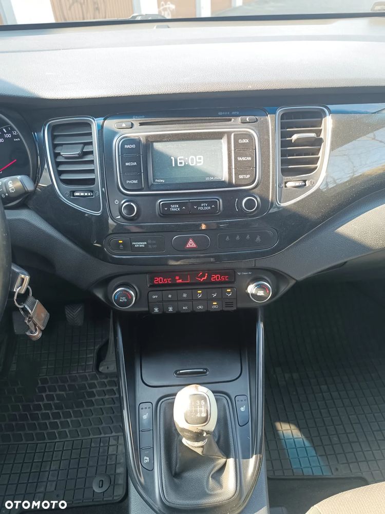 Kia Carens 2.0 GDI L EU6 - 10