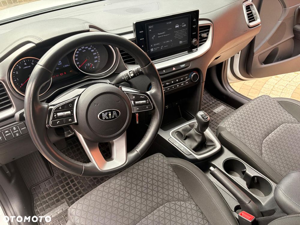 Kia XCeed 1.4 T-GDI L Business Line - 18