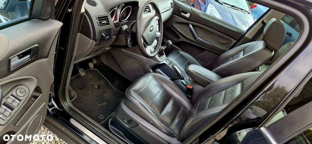 Ford Kuga 2.0 TDCi Titanium - 8