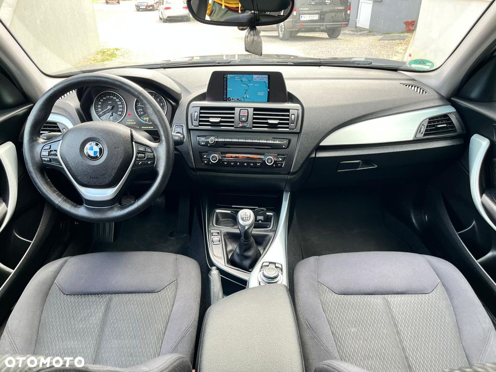 BMW Seria 1 118i - 25