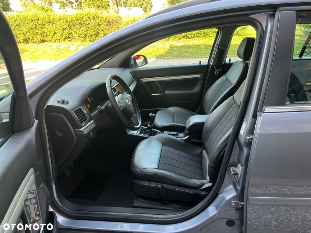 Opel Vectra 1.9 CDTI Business Sport - 16