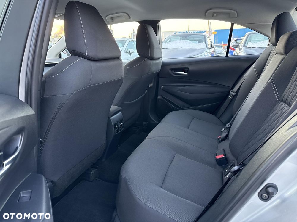 Toyota Corolla 1.6 Comfort - 12