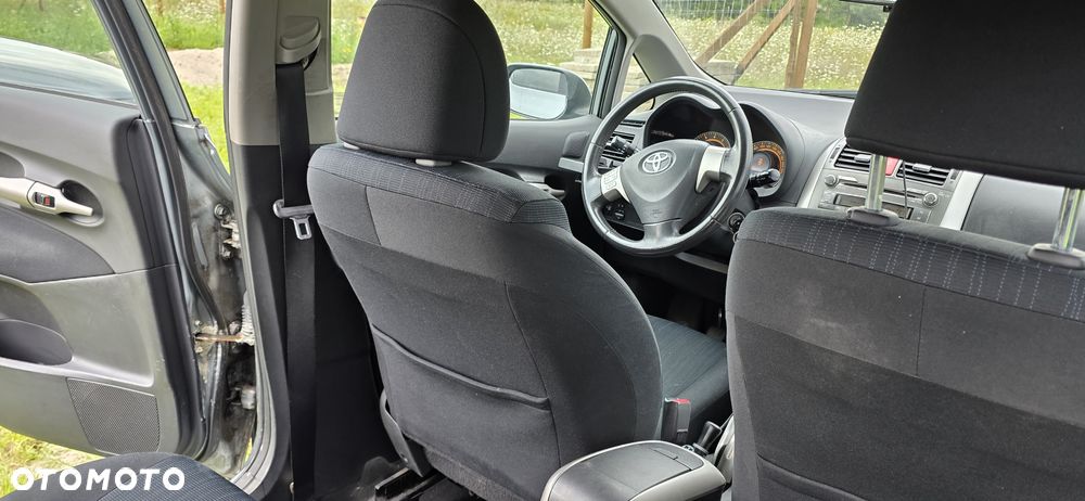 Toyota Auris 1.6 VVT-i Sol - 10