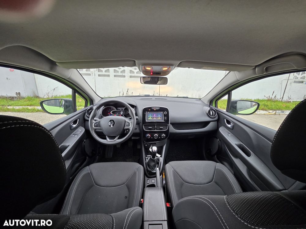 Renault Clio - 6