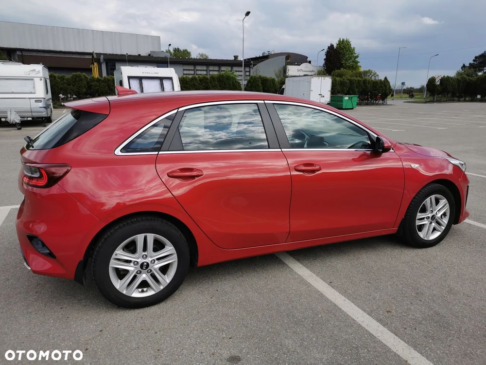 Kia Ceed 1.0 T-GDI M - 10