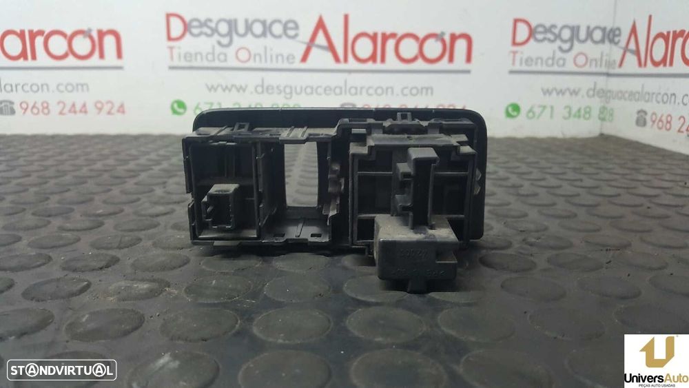 CONTROLE DE AJUSTE DE LUZES RENAULT MEGANE III BERLINA 5 P TOMTOM EDITION - 5