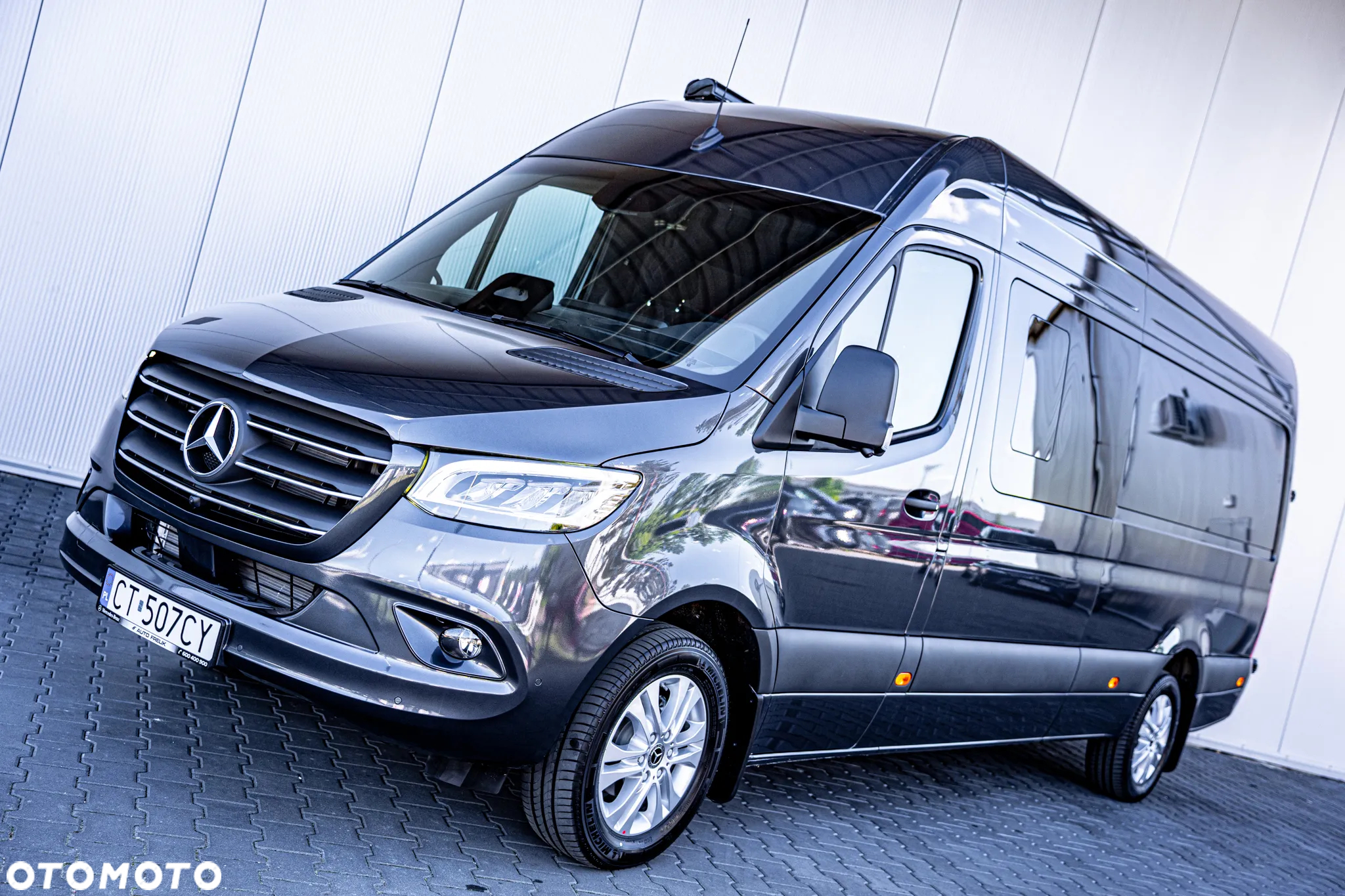 Mercedes-Benz Sprinter - 5