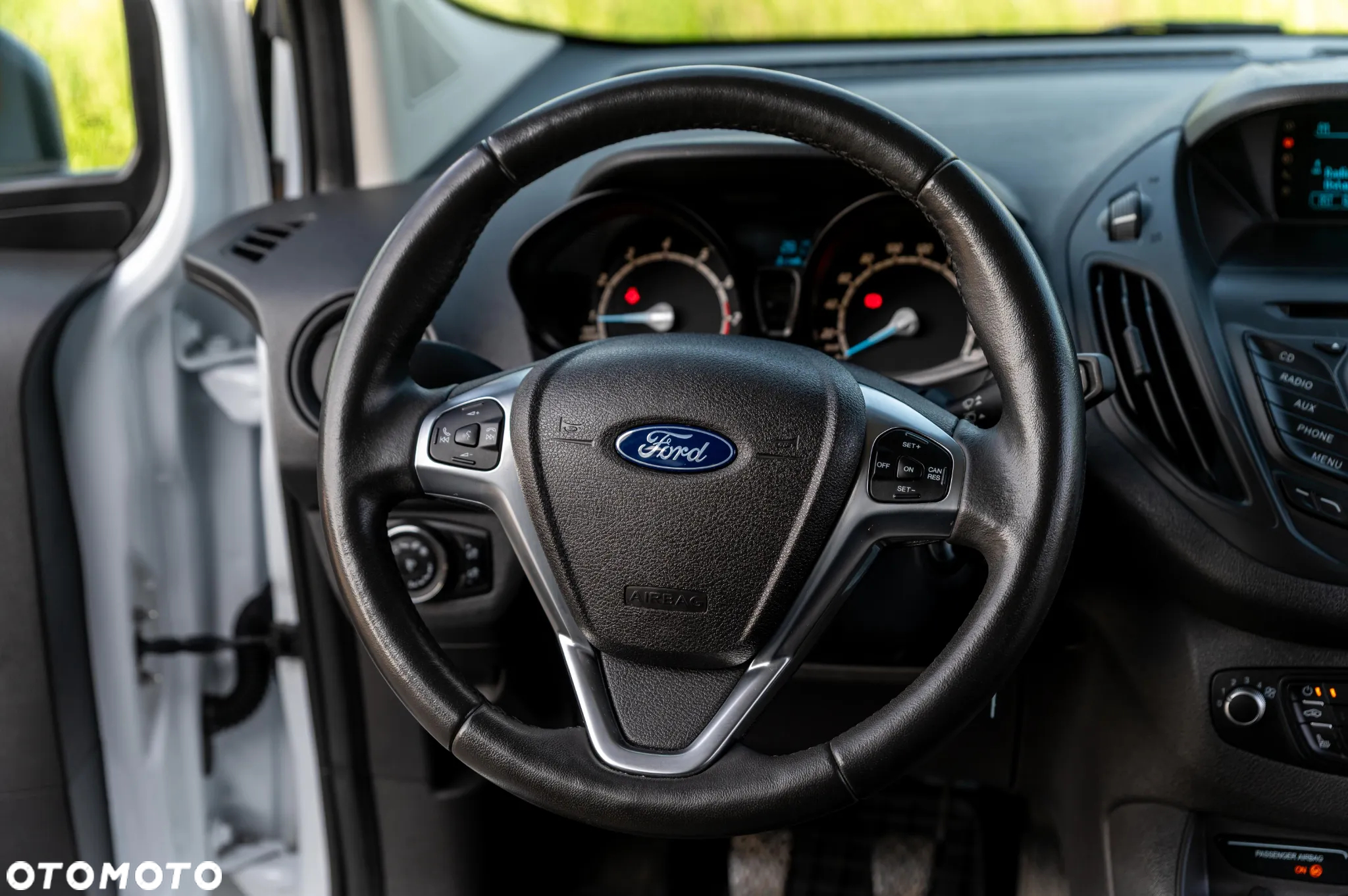 Ford Tourneo Courier 1.0 EcoBoost Trend - 21