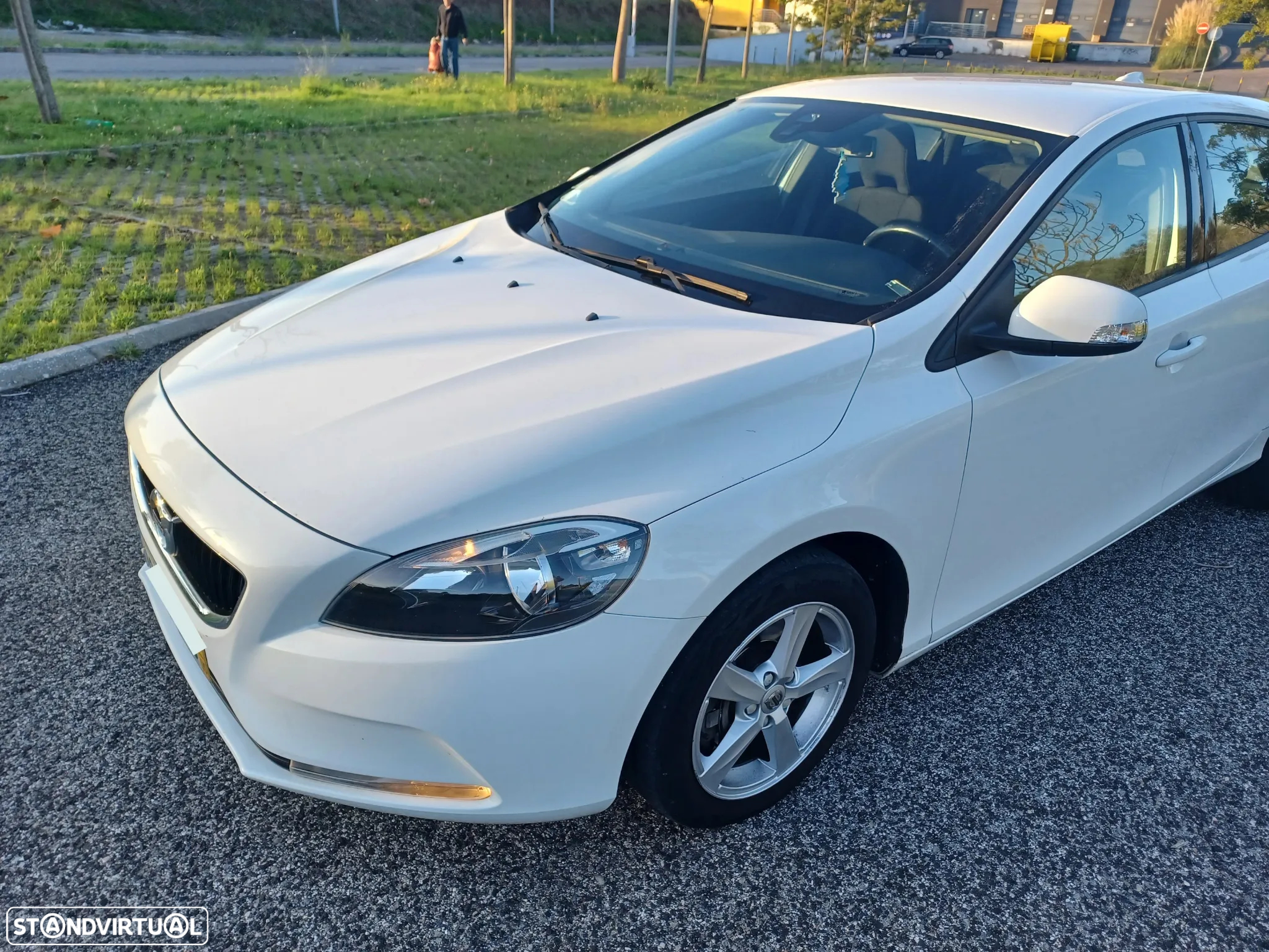 Volvo V40 1.5 T3 Sport Edition Geartronic - 13