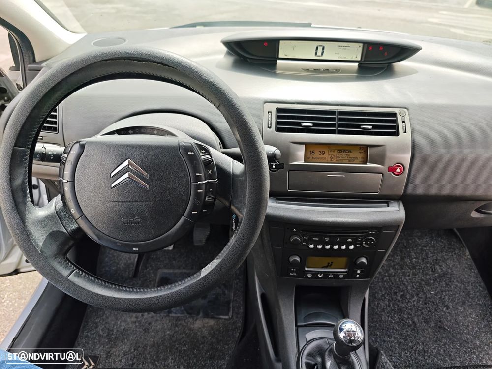 Citroën C4 1.6 HDi Exclusive - 7