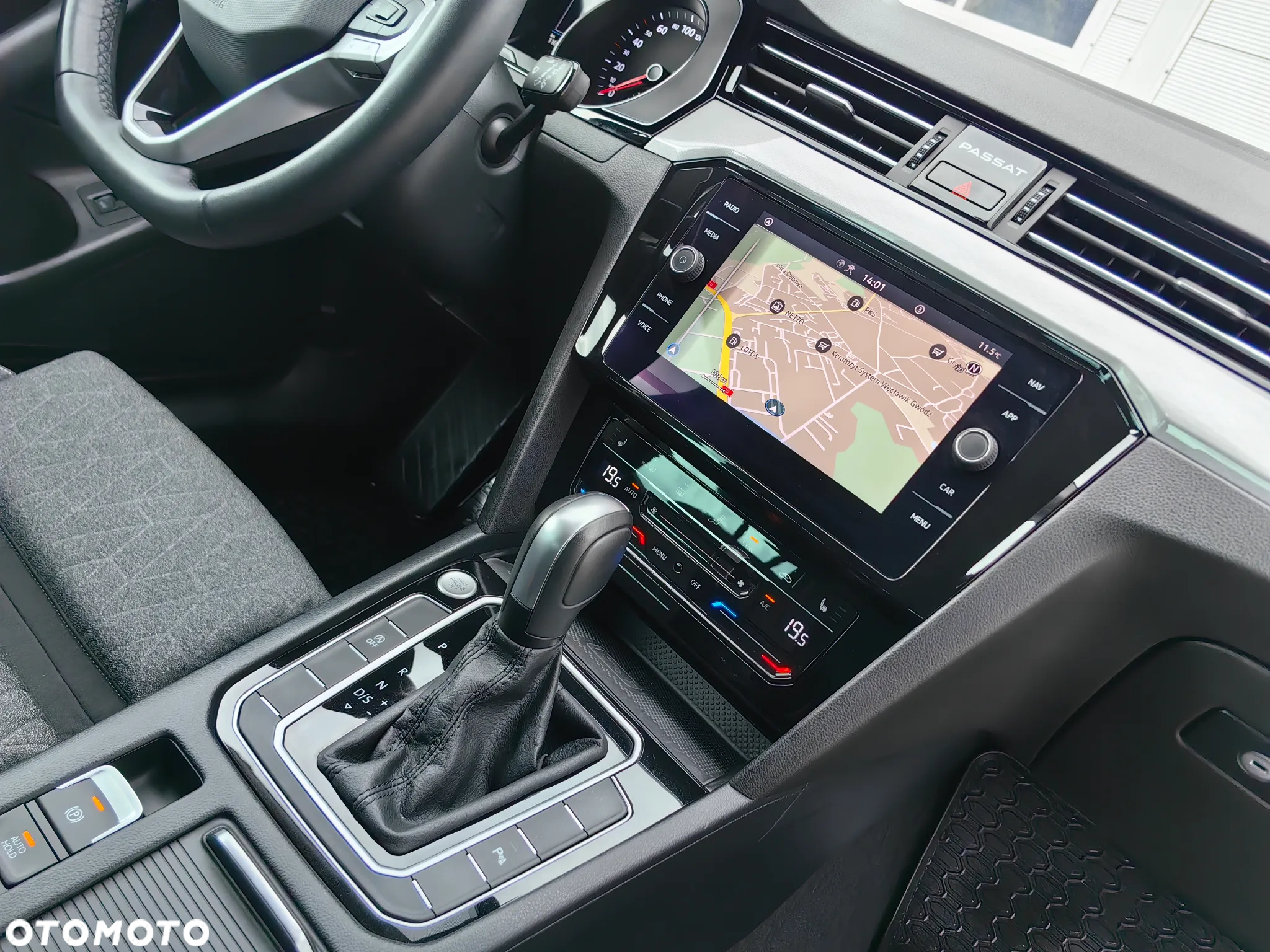 Volkswagen Passat Variant 1.5 TSI OPF DSG Highline - 15