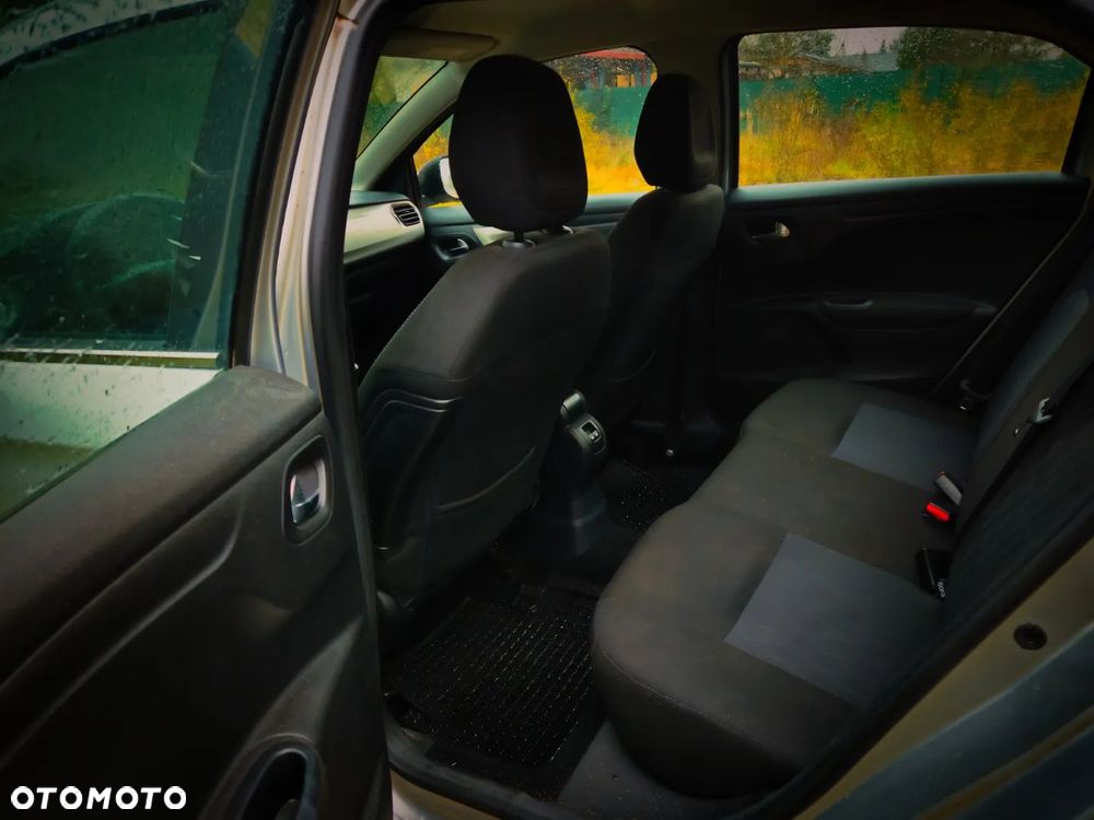 Citroën C-Elysée 1.6 VTi Exclusive - 12