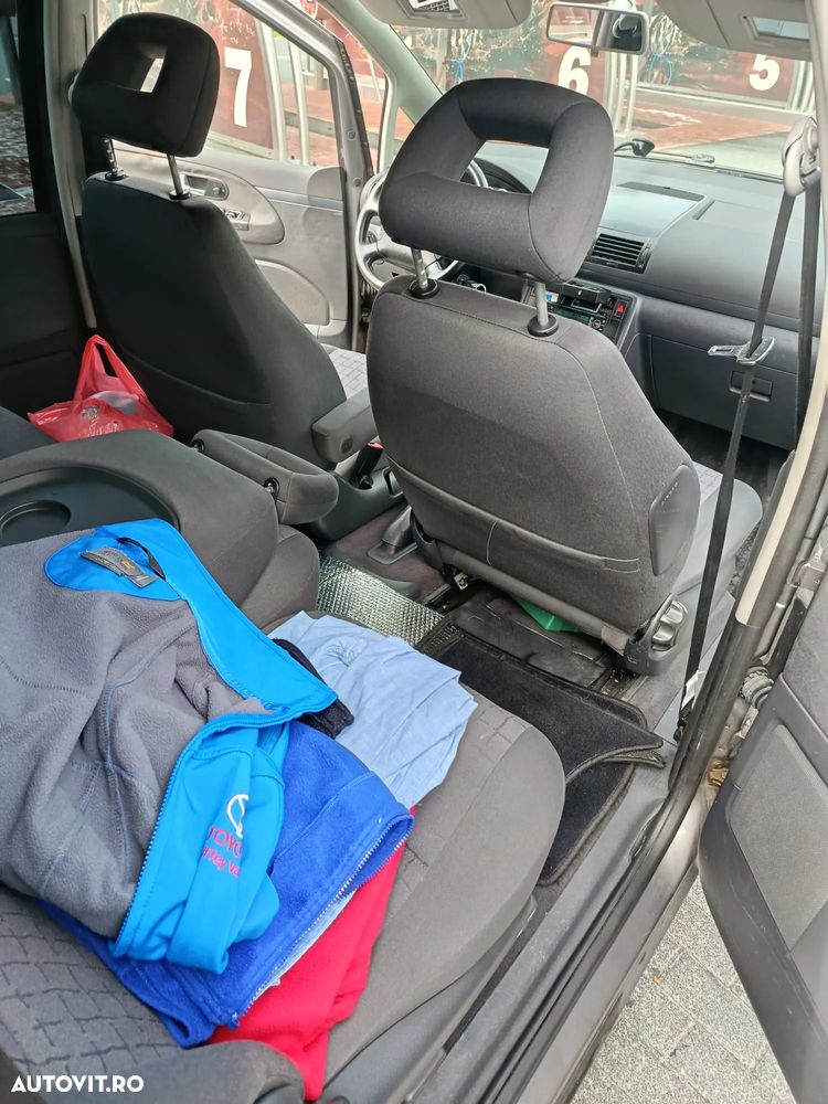 Seat Alhambra 1.9 TDI Vigo - 19