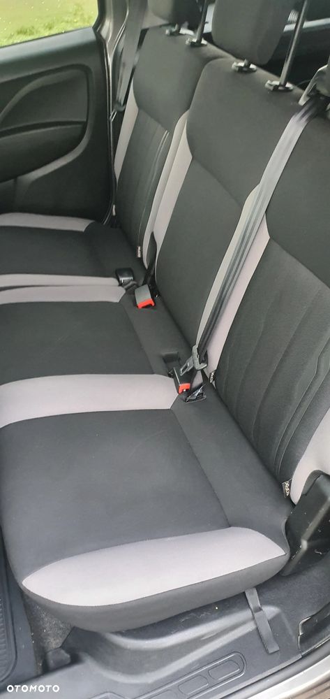 Fiat Doblo Kombi Maxi 1.6 MJ Dynamic - 19