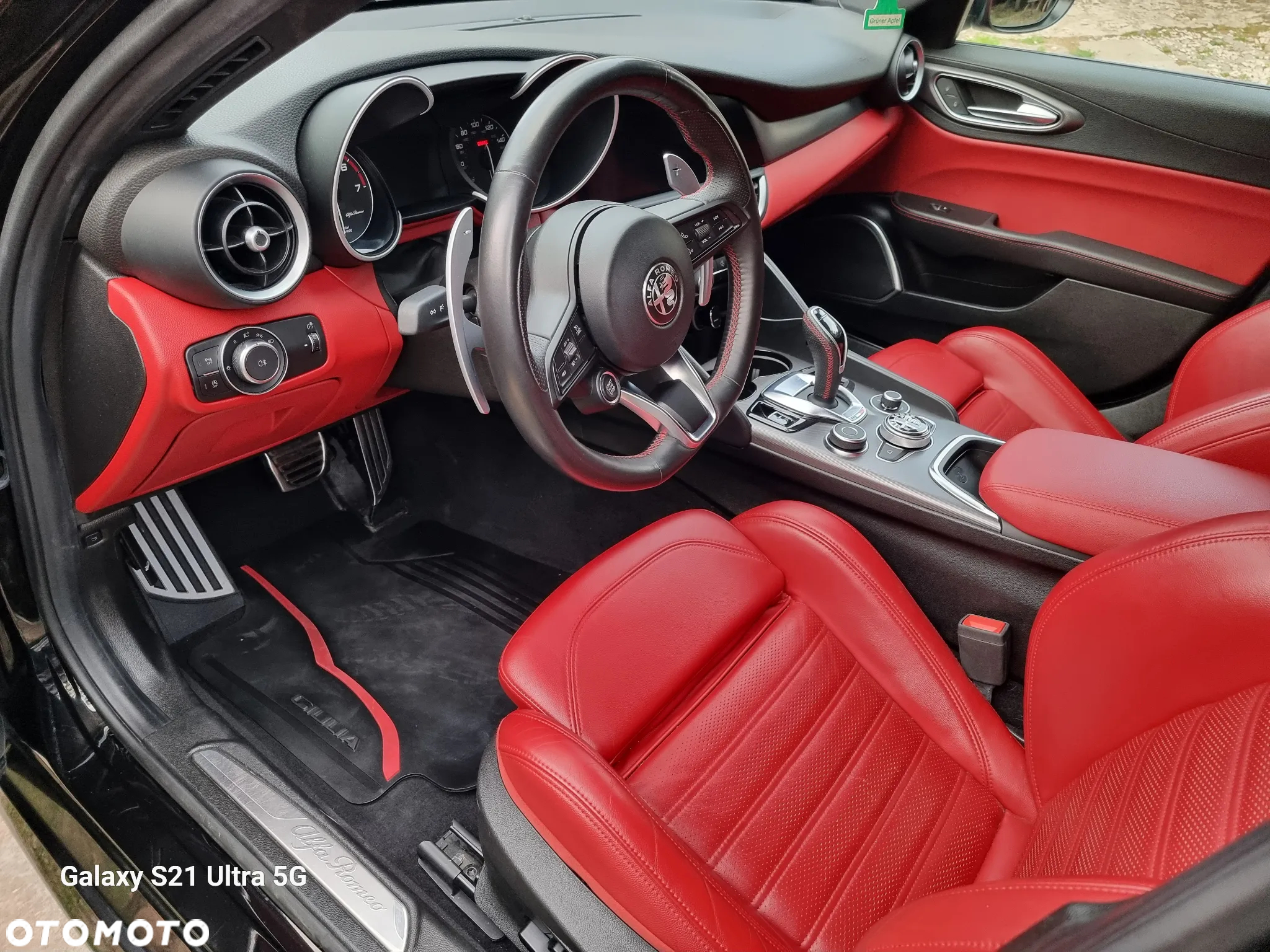 Alfa Romeo Giulia 2.0 Turbo 16V AT8-Q4 Veloce Ti - 2