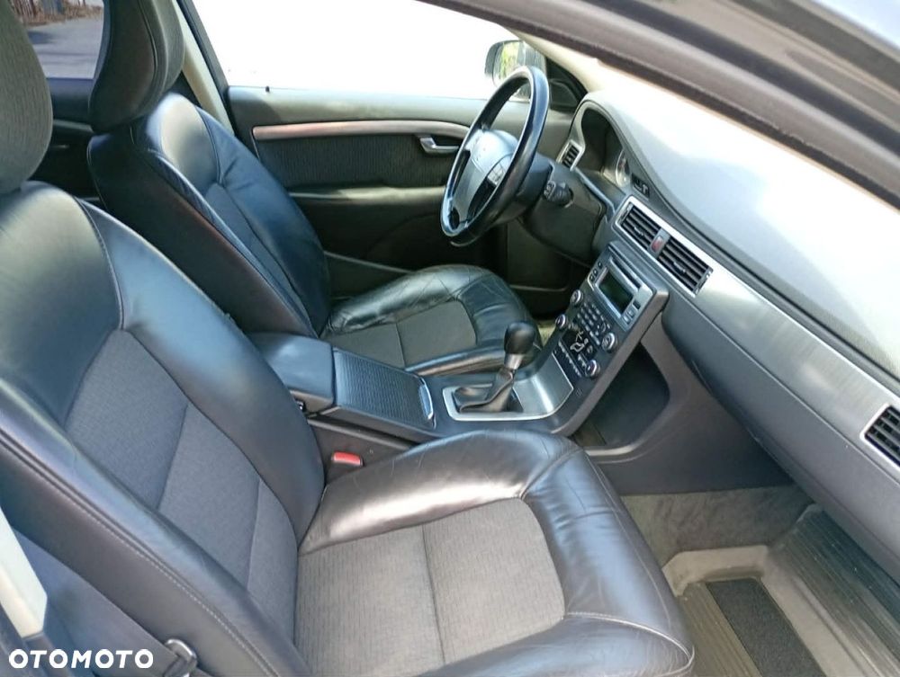 Volvo V70 - 10