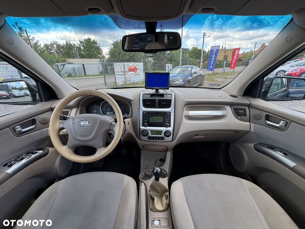 Kia Sportage 2.0 Tour 2WD - 27