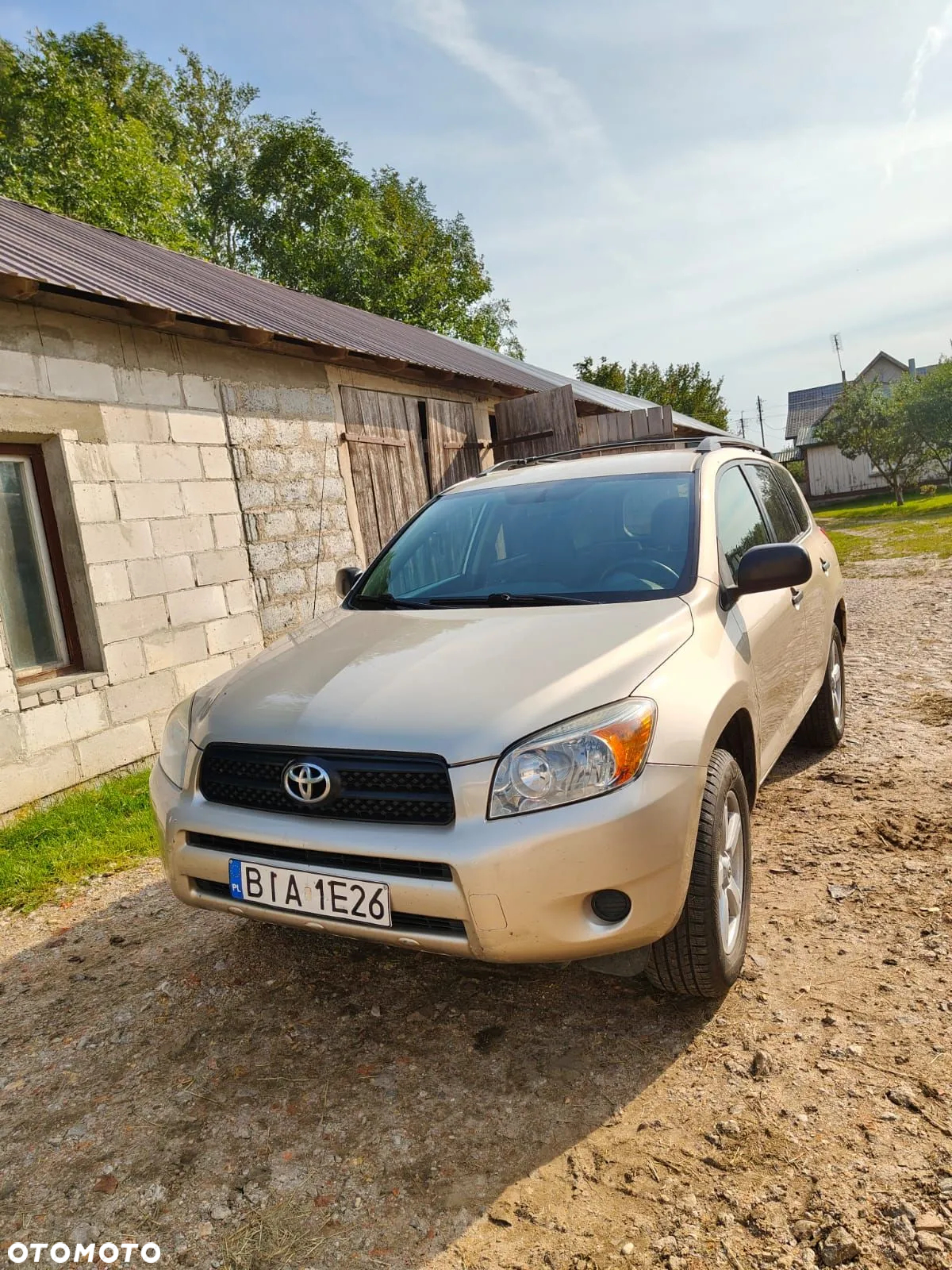Toyota RAV4 - 4