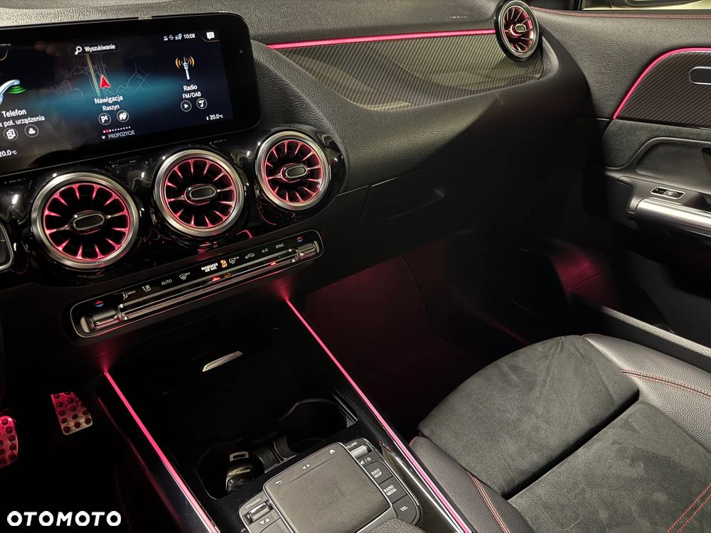 Mercedes-Benz GLA AMG 35 4-Matic - 13